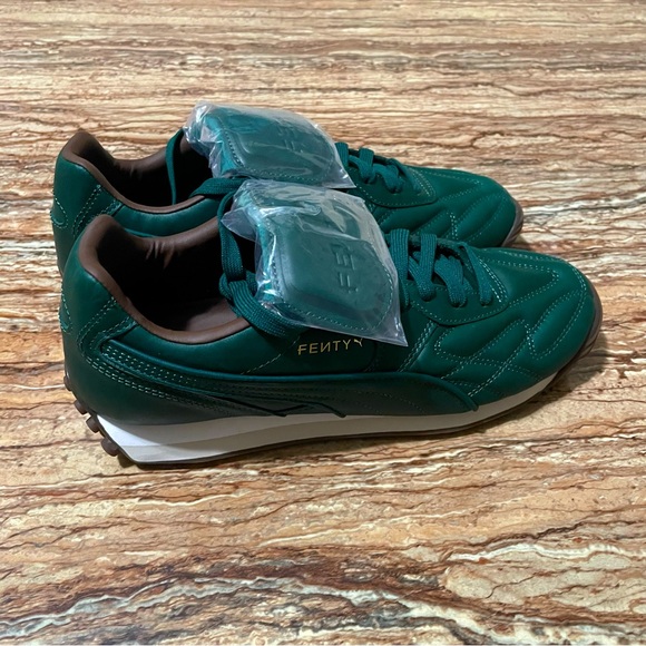 PUMA - Picture 7 of 14